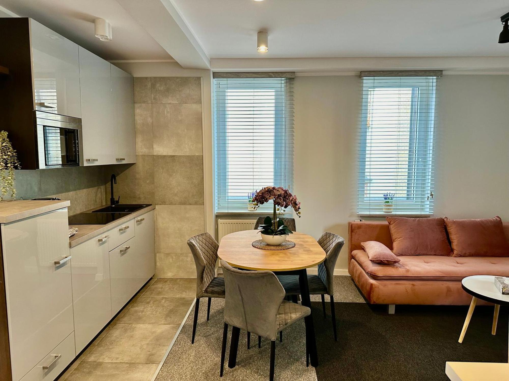 Apartamenty 1 Maja 94 Катовице Екстериор снимка
