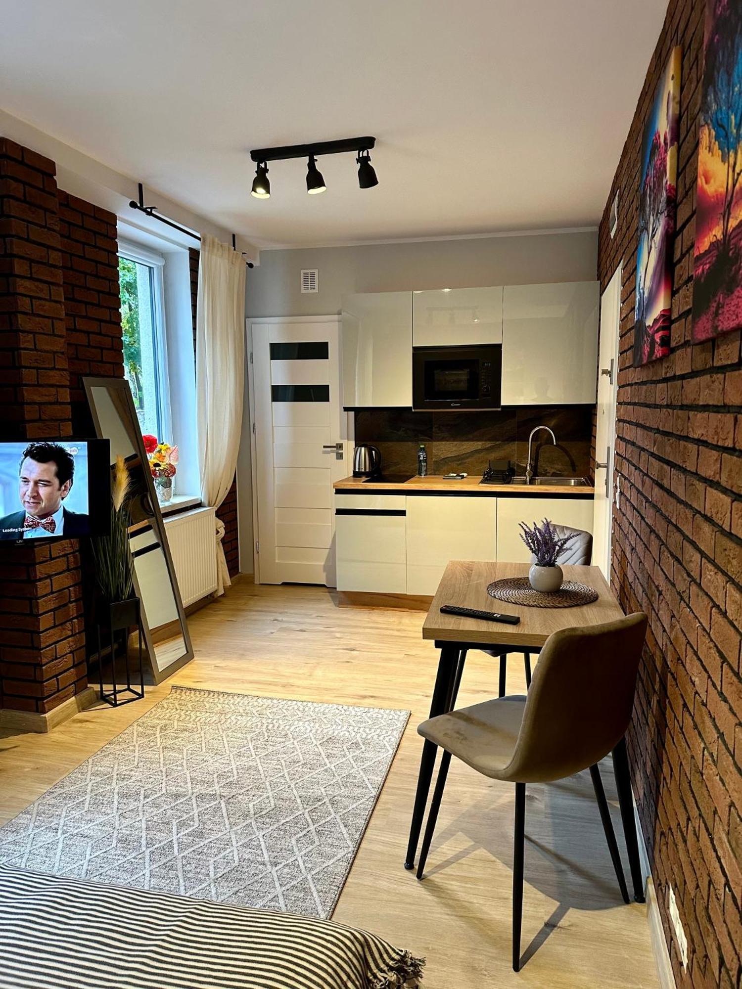 Apartamenty 1 Maja 94 Катовице Екстериор снимка