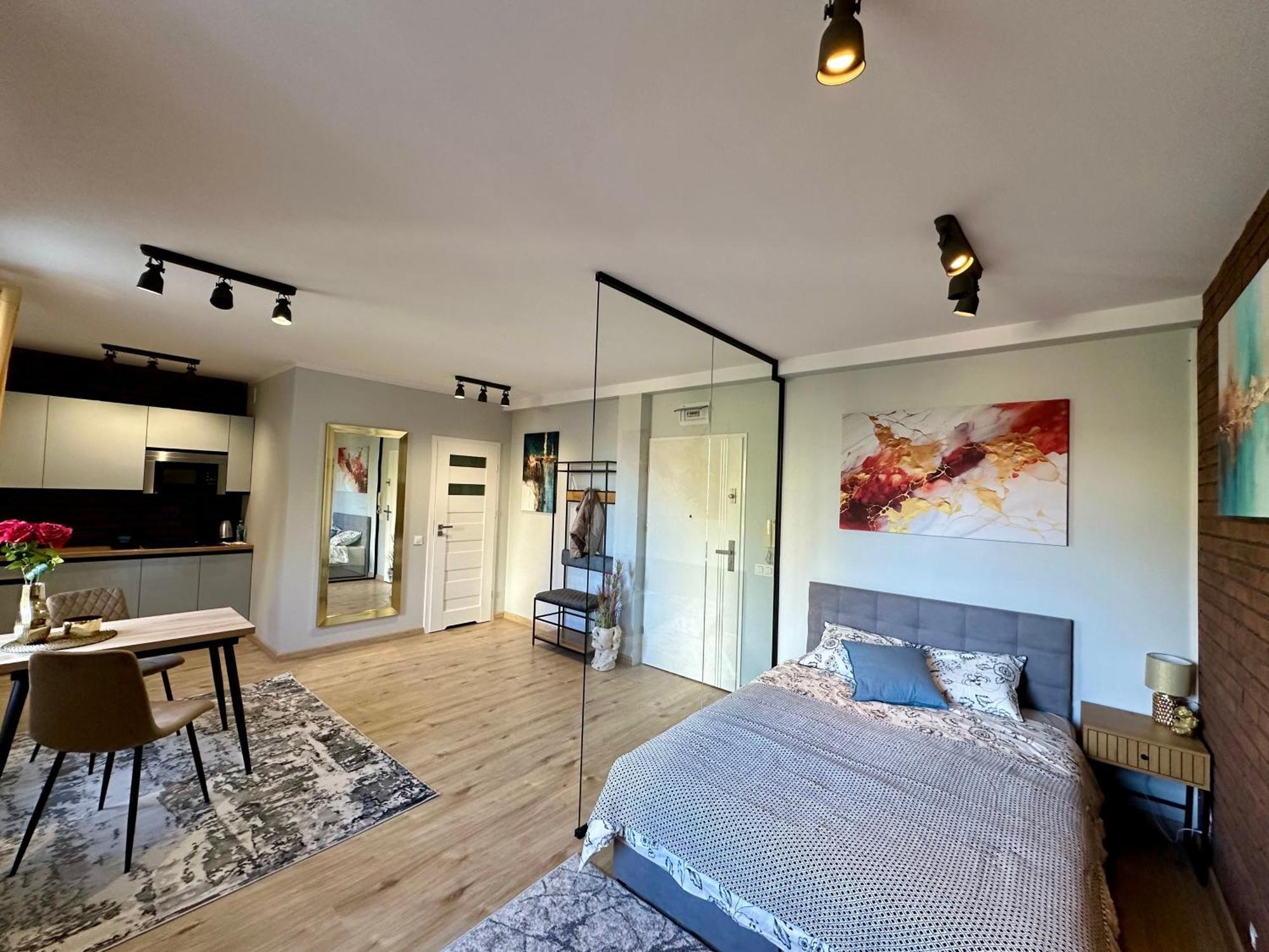 Apartamenty 1 Maja 94 Катовице Екстериор снимка